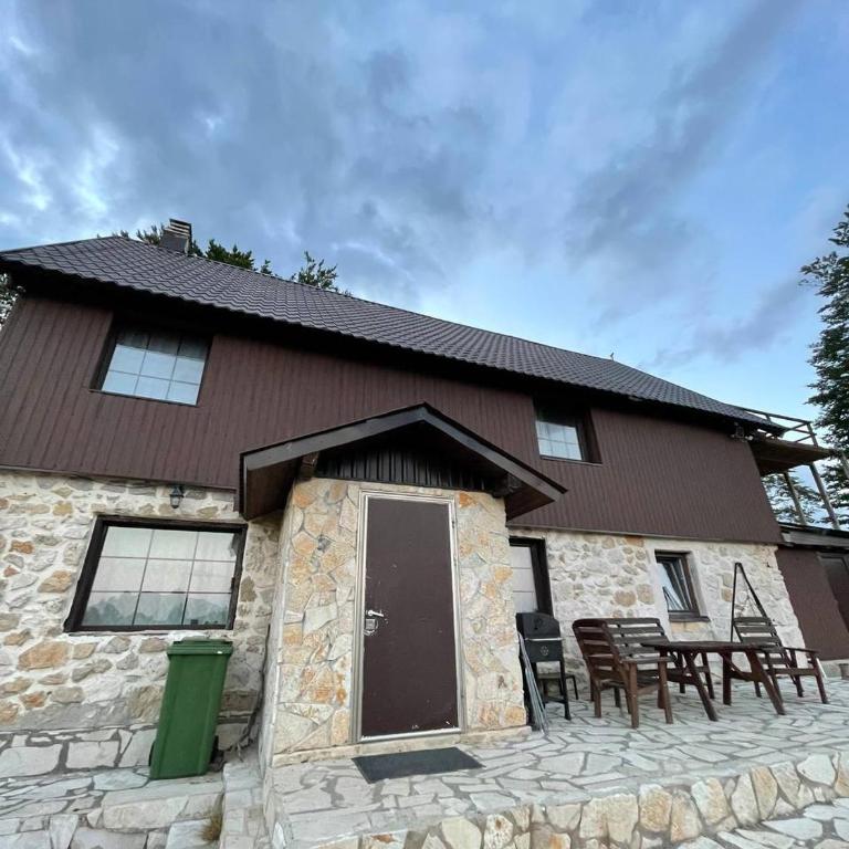 GUEST HOUSE PRIVAL.CLUB - Chalet - 2