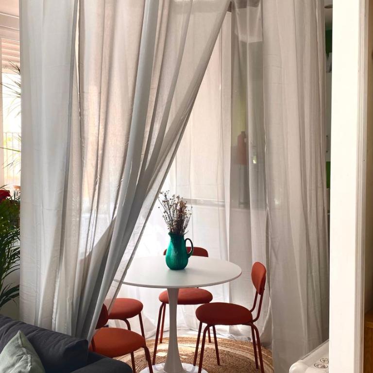 DISFRUTA del Barrio de las Letras Tu segundo hogar en Madrid - One-Bedroom Apartment - 2