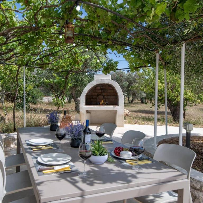 Villa Trullo Mammazia by Villa Plus - Villa - 18