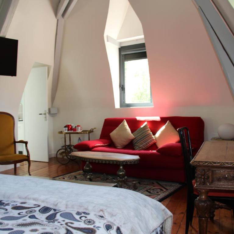 Propriété La Claire - Chambre Triple - Vue sur Jardin - 6
