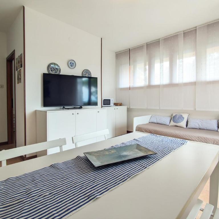 Last Minute Booking - Appartamento con Vista Montagna - 7