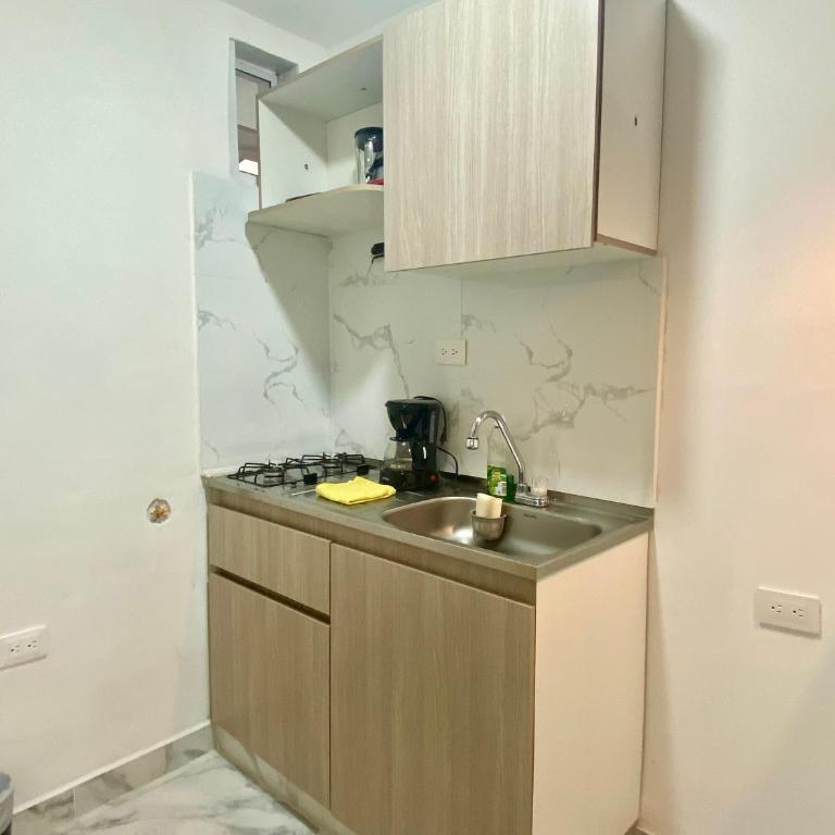 Apartamentos Rodadero 402A Santorini - Studio with Balcony - 9