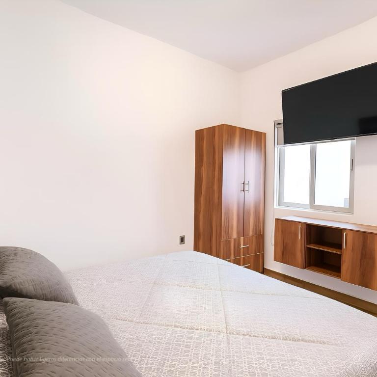 Suites C O V A D O N G A - Habitación Doble con baño privado - 7