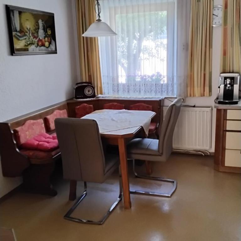 Freddys Gästehaus - Apartment mit 2 Schlafzimmern - 40