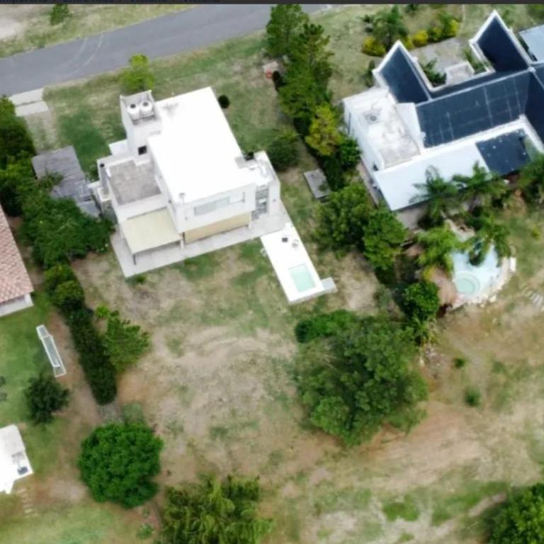 Casa Country Nautico Rio Barrio Privado Solar De Victoria - Four-Bedroom House - 23