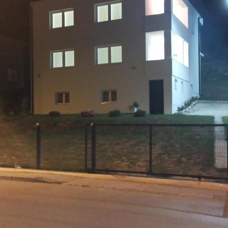 Apartmani Mušinbegović1 - Apartman sa 2 Spavaće Sobe - 4