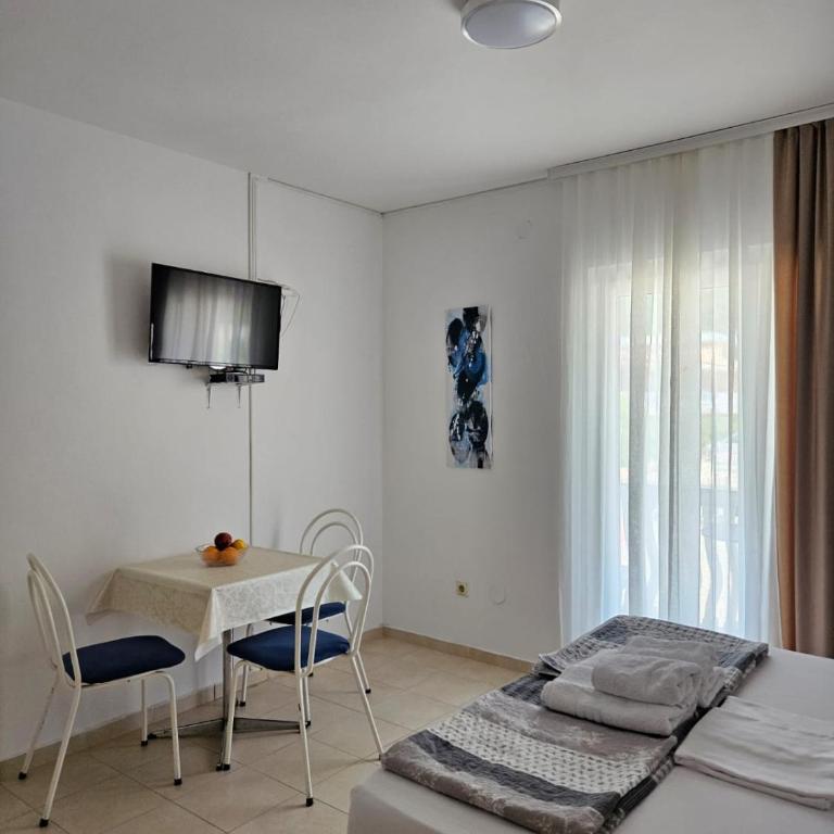 Apartments Skala - Deluks Dvokrevetni Studio sa Bračnim Krevetom - 5