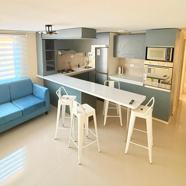 Departamento primer piso a minutos de la playa - Three-Bedroom Apartment - 1
