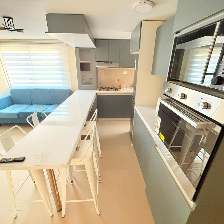 Departamento primer piso a minutos de la playa - Three-Bedroom Apartment - 16