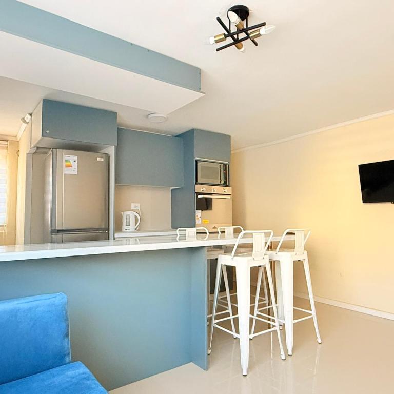 Departamento primer piso a minutos de la playa - Three-Bedroom Apartment - 19