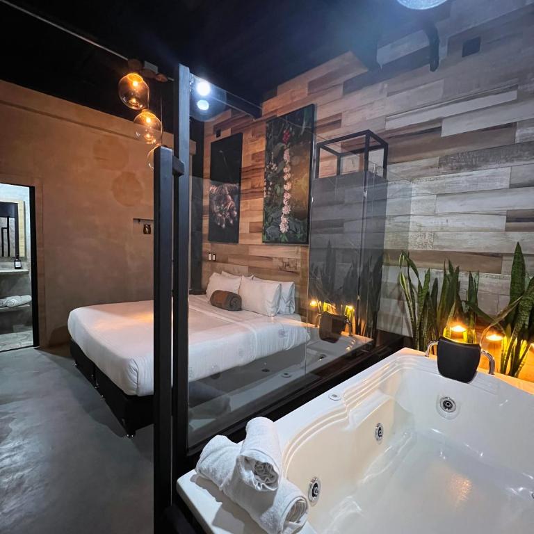 Lleras Luxury - King Bed & Private Jacuzzi - Suite Deluxe con bañera de hidromasaje - 34