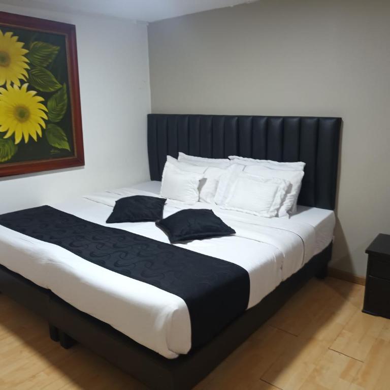 Hotel Santiago Plaza - Habitación cuádruple - 1