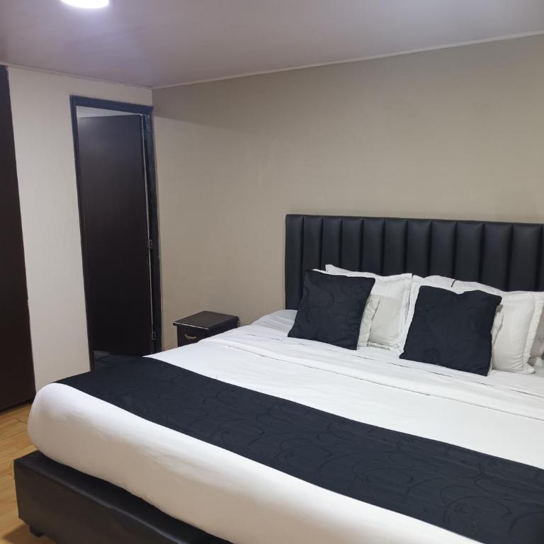 Hotel Santiago Plaza - Habitación Doble - 1 o 2 camas - 10