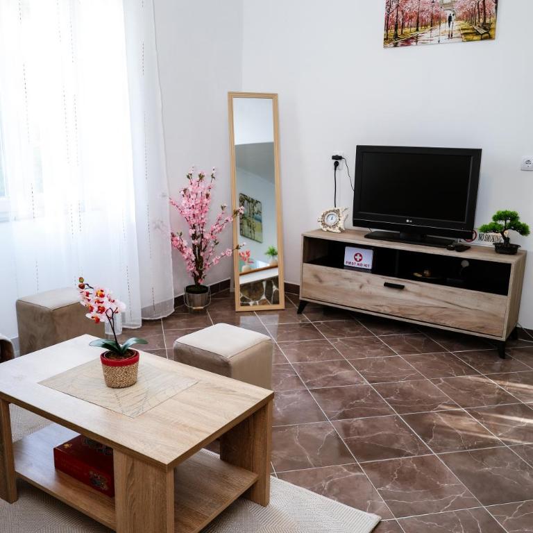 Apartman Arija - Two-Bedroom Apartment - 3