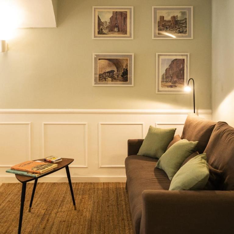Palazzo Martina - Two-Bedroom Apartment - 1