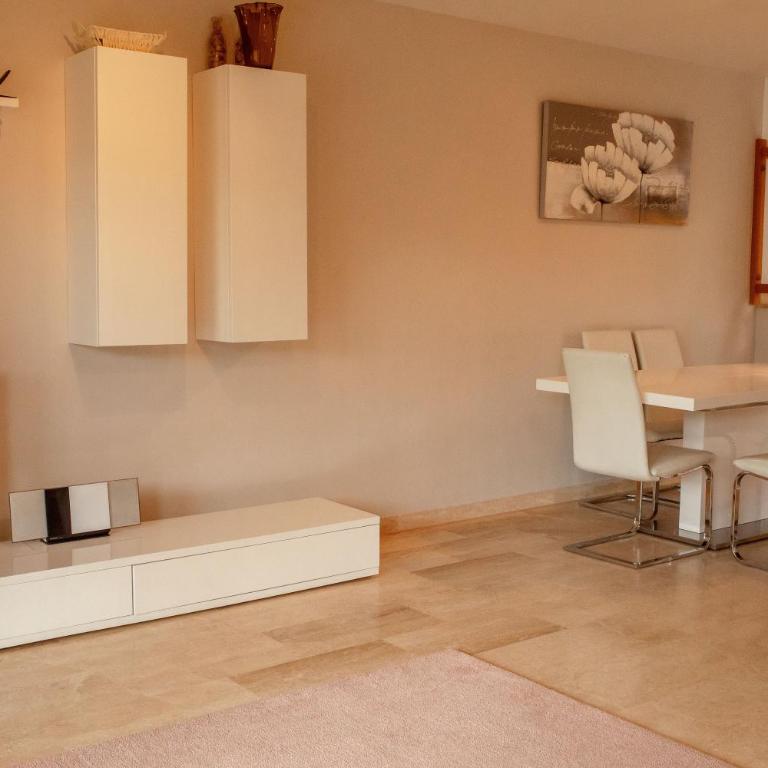 Casa para 8 personas a pie del mar SOLO FAMILIAS - Casa de 4 dormitorios - 4