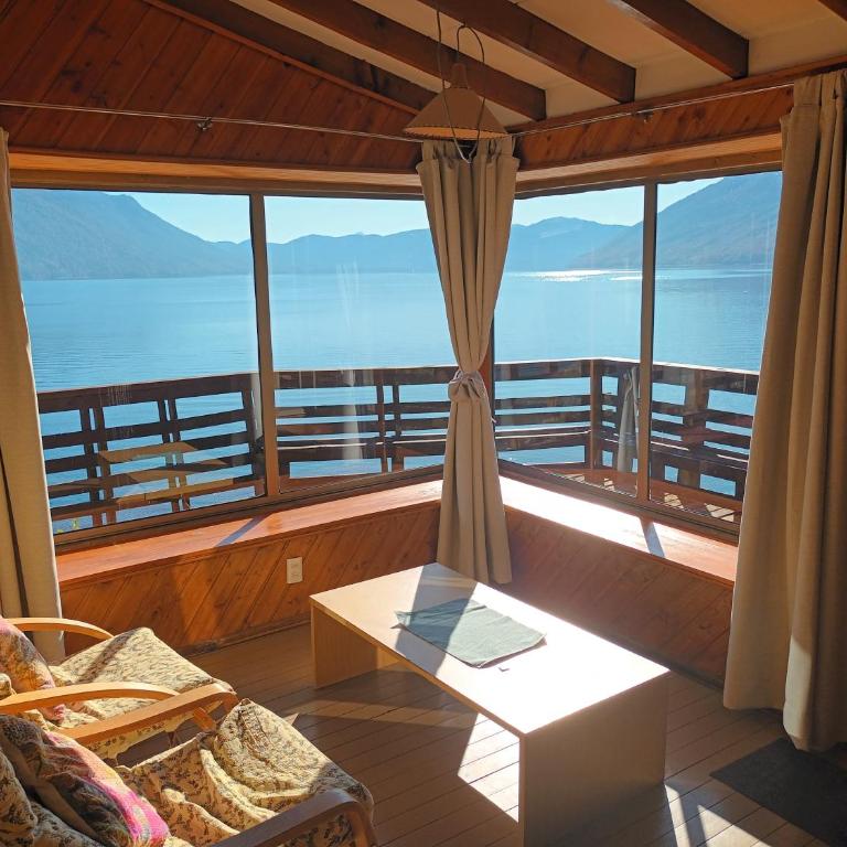 Cabaña Celeste - Acceso directo a playa lago Caburgua y cancha de tenis - direct access Beach in Caburgua Lake and tenis court - Three-Bedroom Apartment - 2