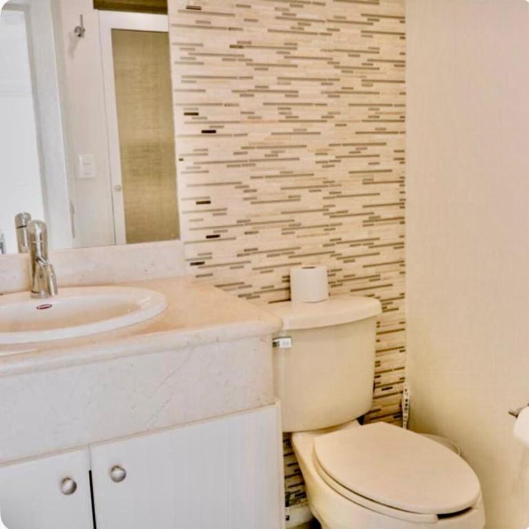 FRENTE AL MAR A PIE DE PLAYA ALBERCA y JACUZZI 7 - Apartment with Sea View - 12