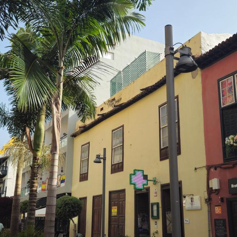 Frente a la Plaza del Charco - Mar y vida desde tus 2 balcones - Apartamento de 1 dormitorio - 26