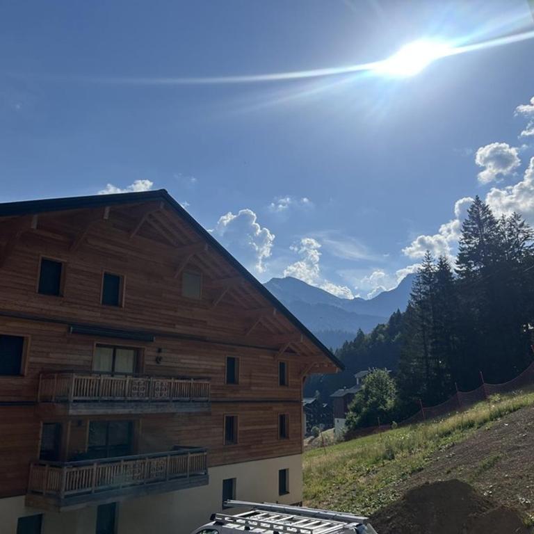 Appartement spacieux au centre, près télécabine, terrasse - Appartement 1 Chambre - 10