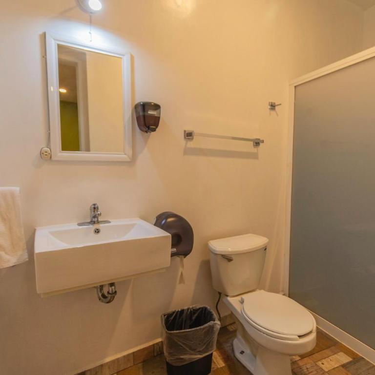 Casa Mayahuel - Habitación Doble con baño privado - 6