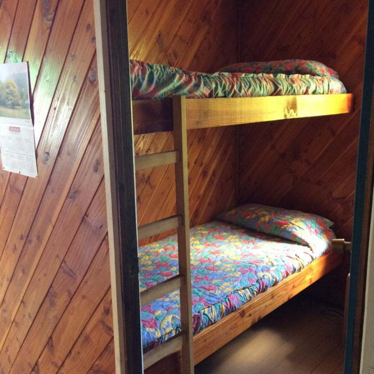 Cabaña Celeste - Acceso directo a playa lago Caburgua y cancha de tenis - direct access Beach in Caburgua Lake and tenis court - Three-Bedroom Apartment - 11