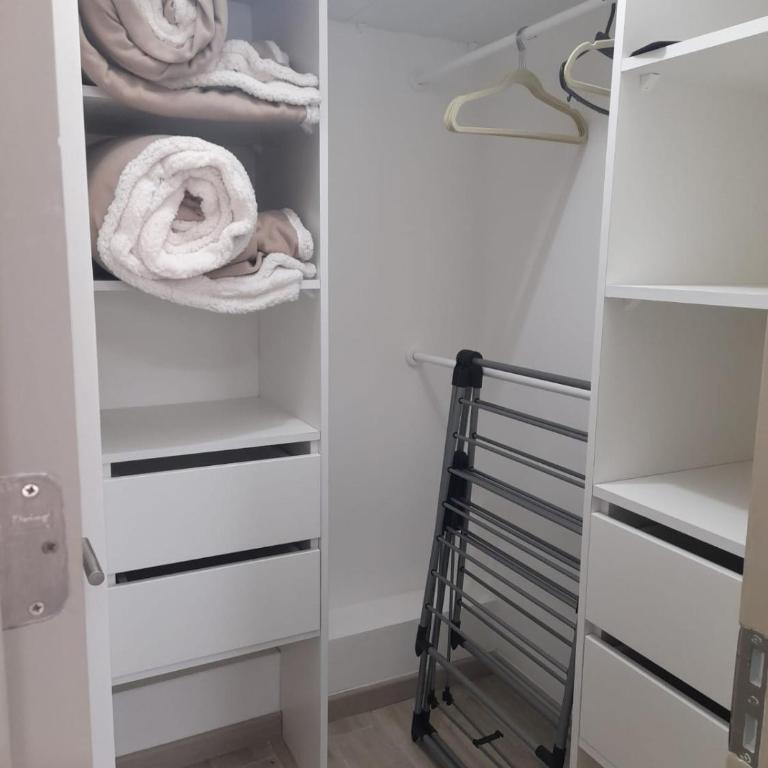 Departamento 3er piso - Two-Bedroom Apartment - 6