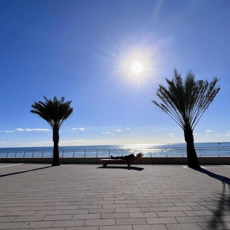 ELIOS LIVING - Parcheggio Privato, Vicino al centro, 200m dal Mare - Appartamento Superior con 1 Camera da Letto e Balcone - 36