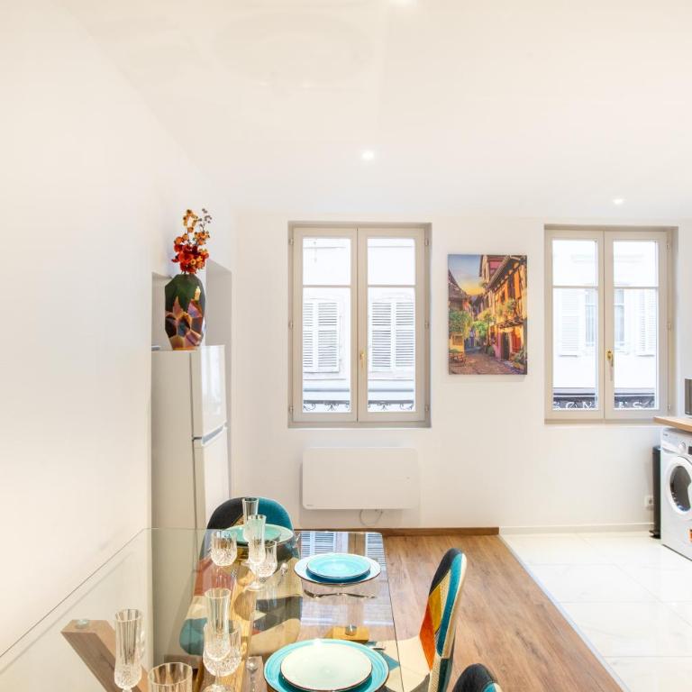 Newly renovated apartment - historical center - Appartement - 5