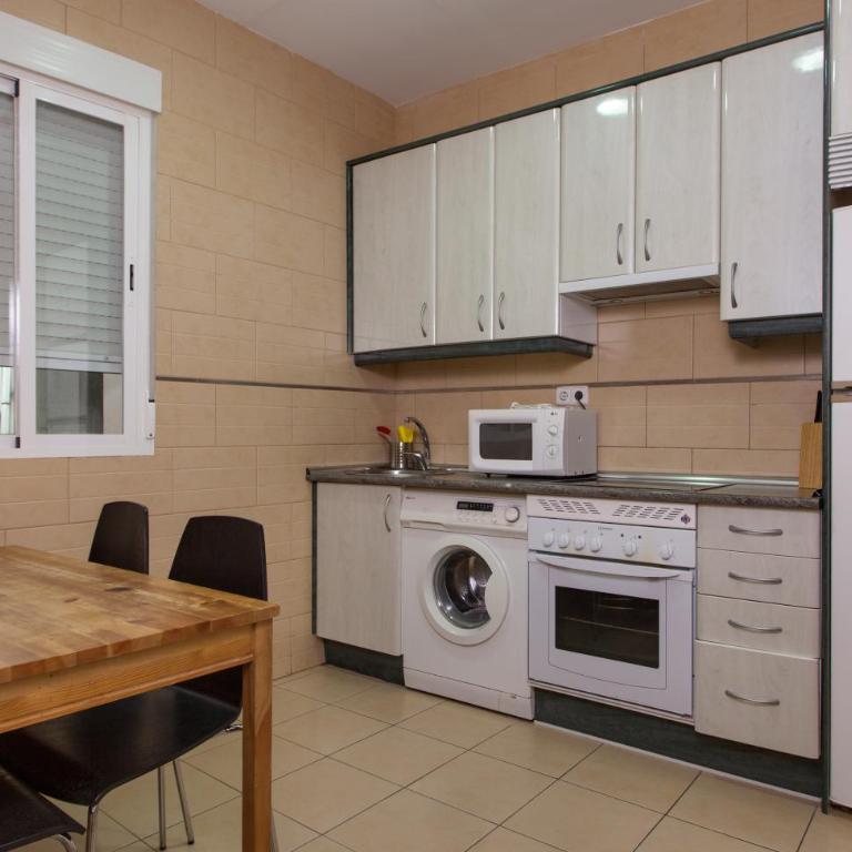 Suites You Zinc - Apartment mit 2 Schlafzimmern und Balkon (4-5 Erwachsene) - 8