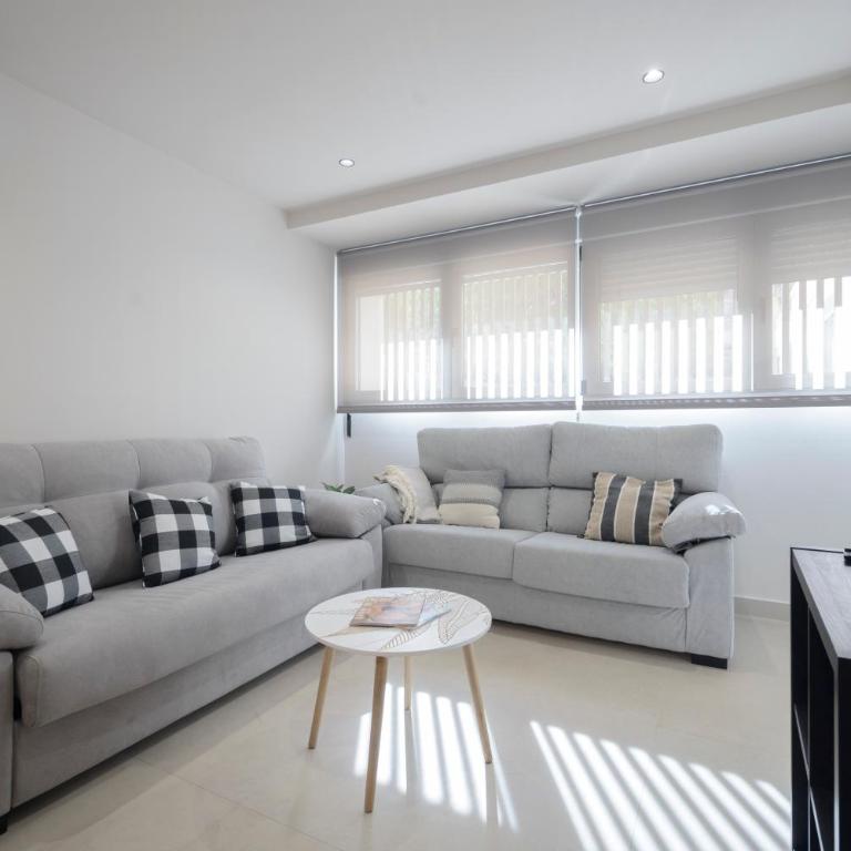Apartamentos San Lázaro - Two-Bedroom Apartment - 5