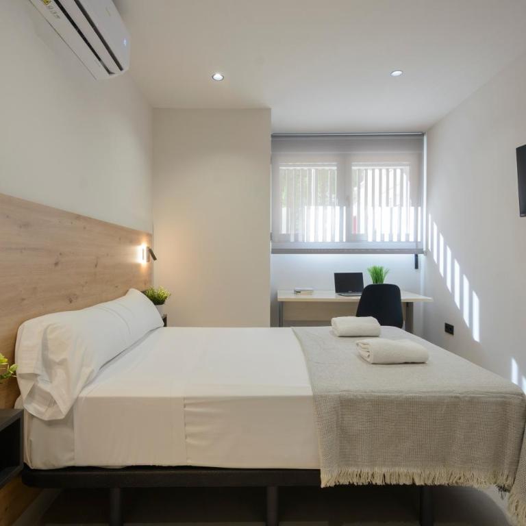 Apartamentos San Lázaro - Two-Bedroom Apartment - 2