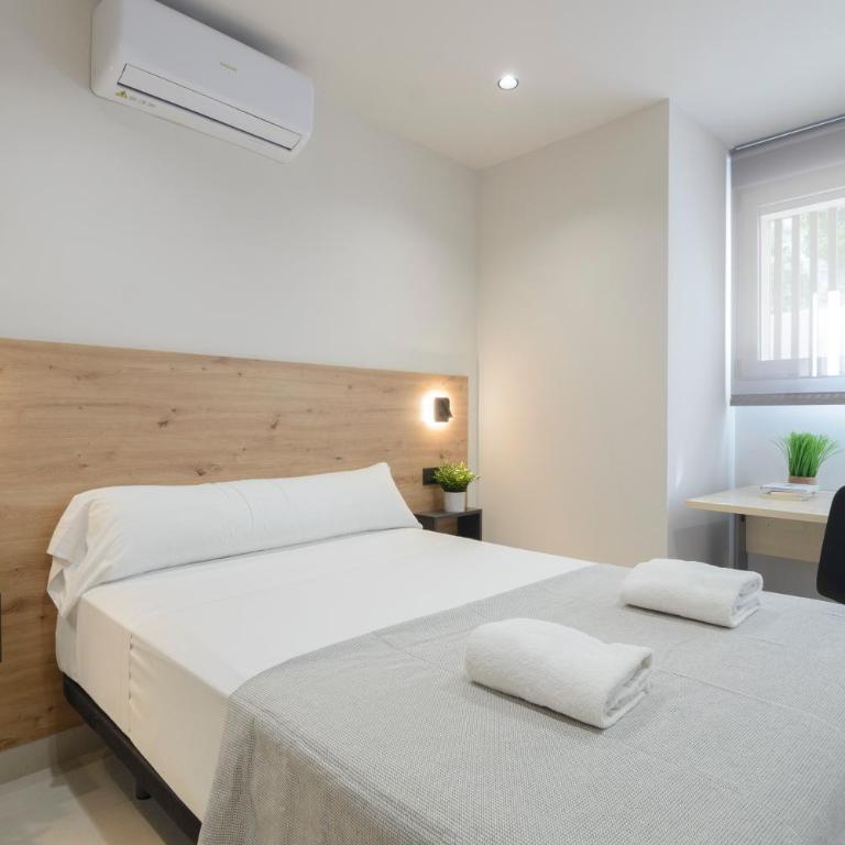 Apartamentos San Lázaro - Two-Bedroom Apartment - 18