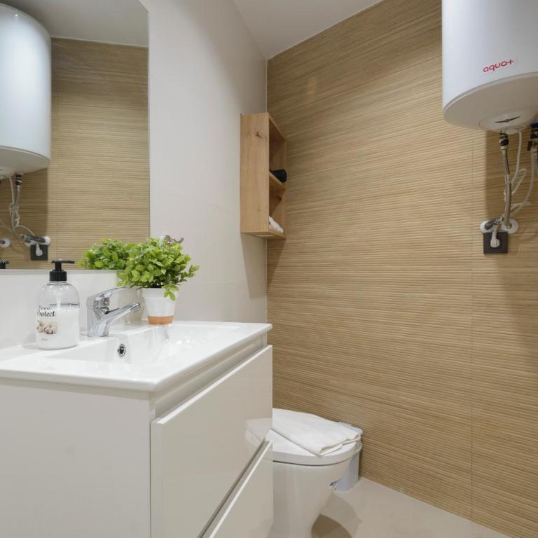 Apartamentos San Lázaro - Two-Bedroom Apartment - 17