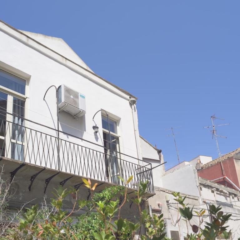 SimoArnoHome - Appartamento con 2 Camere da Letto - 44