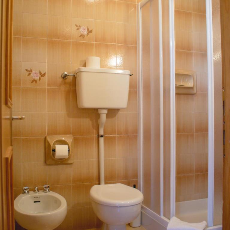 Hotel Garnì Rosengarten - Camera Matrimoniale Superior - 6