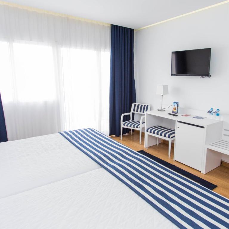Hotel Voramar - Habitación Doble Superior - 1 o 2 camas - 6