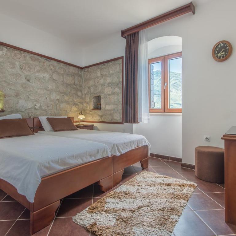 Apartments Babilon - Double Room with Sea View and Balcony - 3