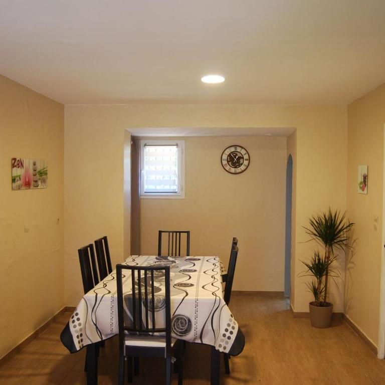 Location de vacances proche du centre-ville d'Aix-en-Provence - Maison 2 Chambres - 10