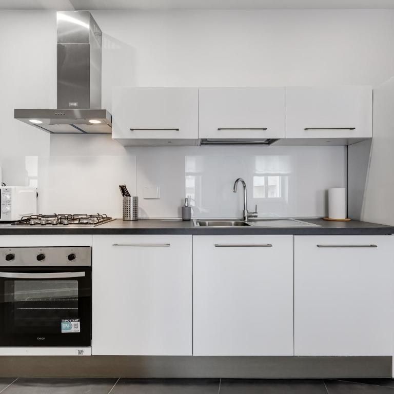 FaMa - Quiet&Bright 2BR Apartment - Appartamento Standard con 2 Camere da Letto - 26