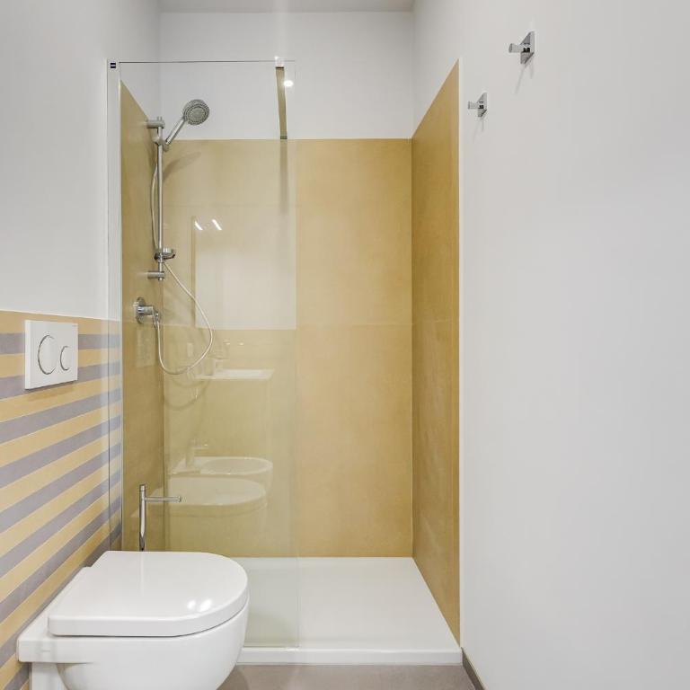 FaMa - Quiet&Bright 2BR Apartment - Appartamento Standard con 2 Camere da Letto - 42