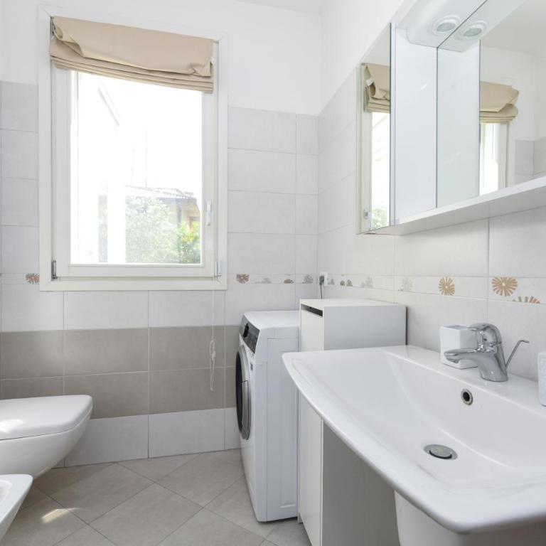 Appartamento Elia - Appartamento con 1 Camera da Letto e Vista Piscina - 7