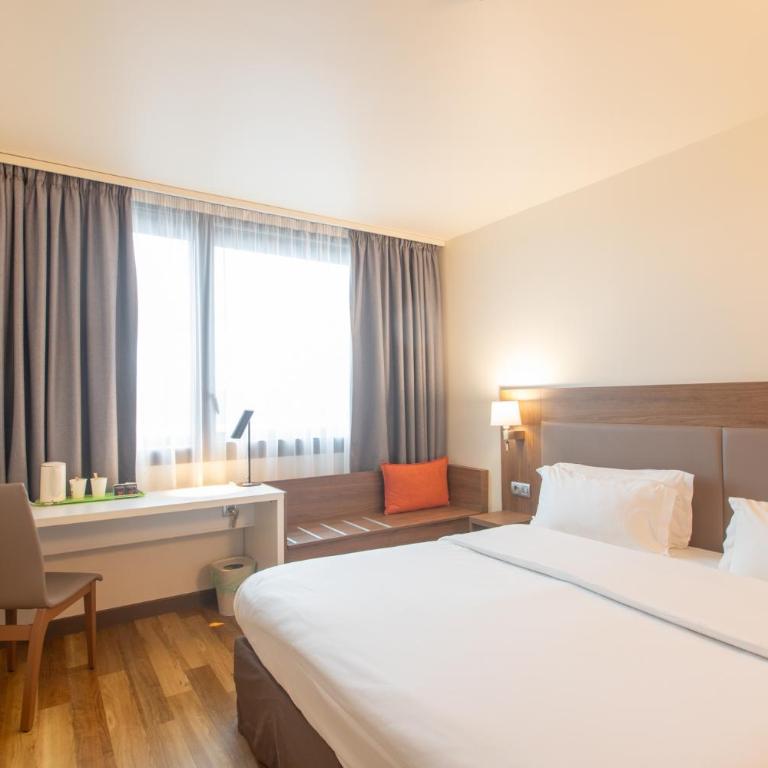 Campanile PRIME - Metz Centre Gare - Chambre Double Standard - 3