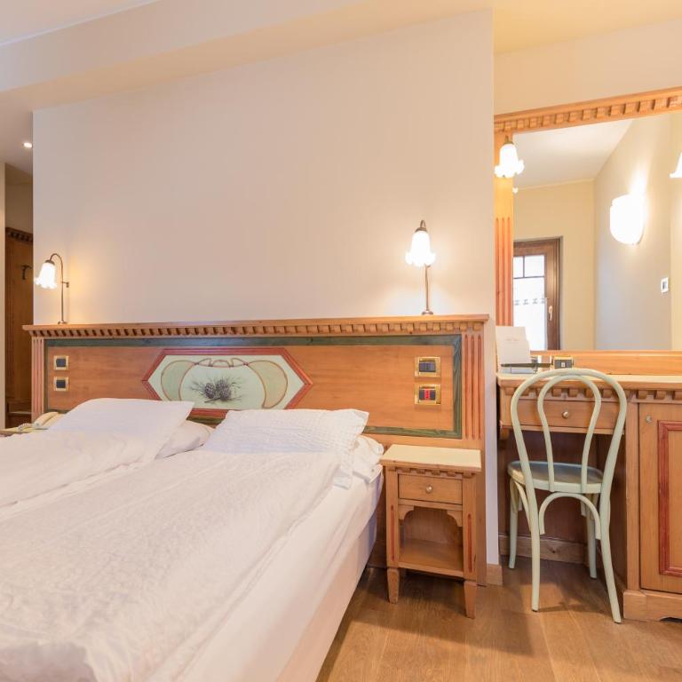 Hotel Ideal - Camera Matrimoniale Classic - 12