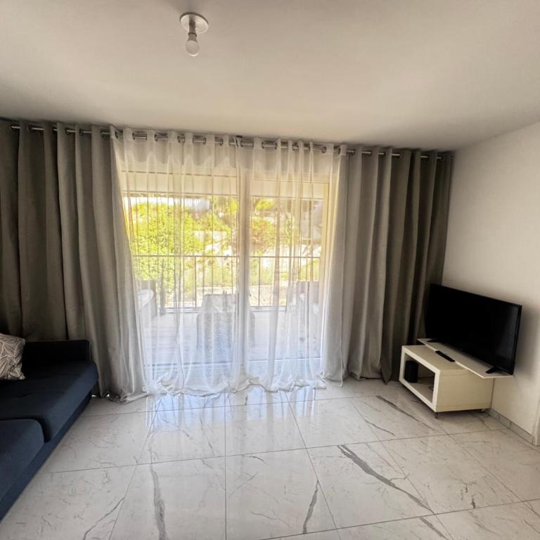 Luxueux appartement climatisé avec piscine & parking - Appartement 1 Chambre - 2