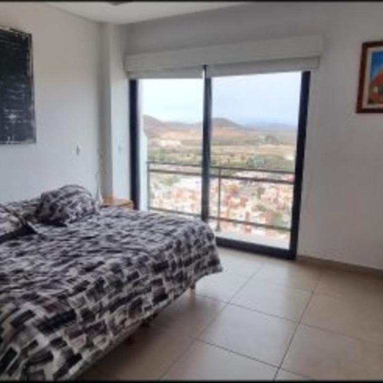Lujoso departamento frente a la playa - Two-Bedroom Apartment - 1