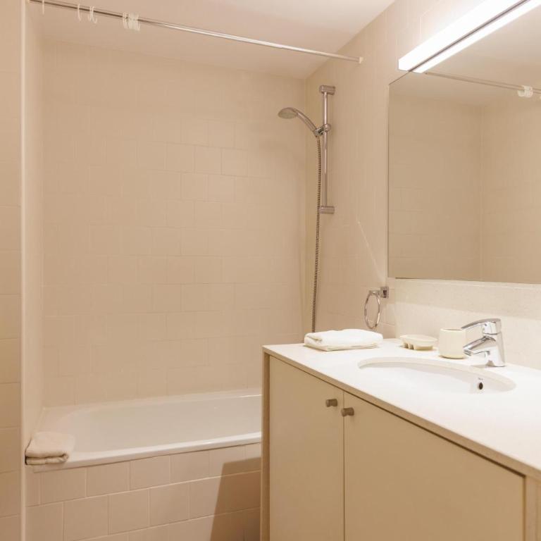 Bravissimo Cort Reial 4B Duplex, Monthly Apartment - Apartamento Deluxe de 3 dormitorios - 22