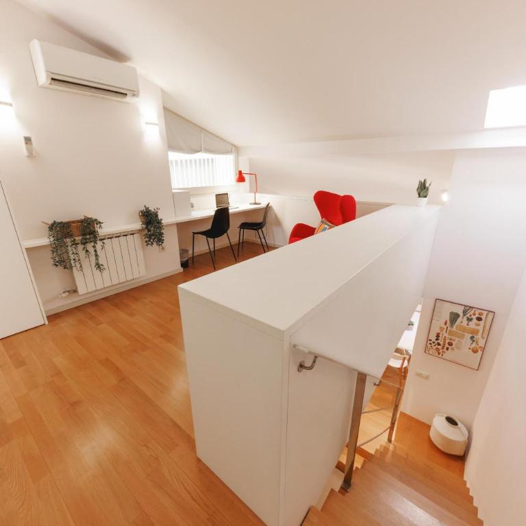 Bravissimo Cort Reial 4B Duplex, Monthly Apartment - Apartamento Deluxe de 3 dormitorios - 25