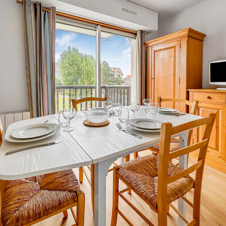 Appartement chaleureux, parking privé proche plage - One-Bedroom Apartment - 6