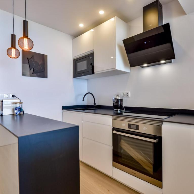 Eñsueño de Luxe Apartment - 1st line of sea by lg home conciergerie - Apartamento de 2 dormitorios - 9
